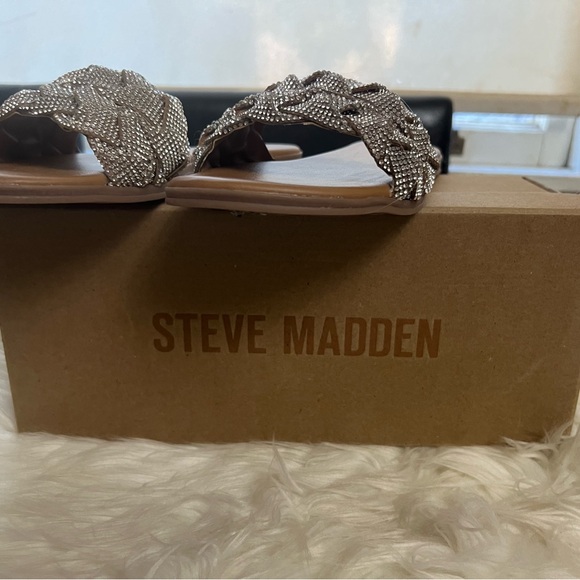 Steve Madden Rhinestone Sandals NIB - Picture 3 of 4